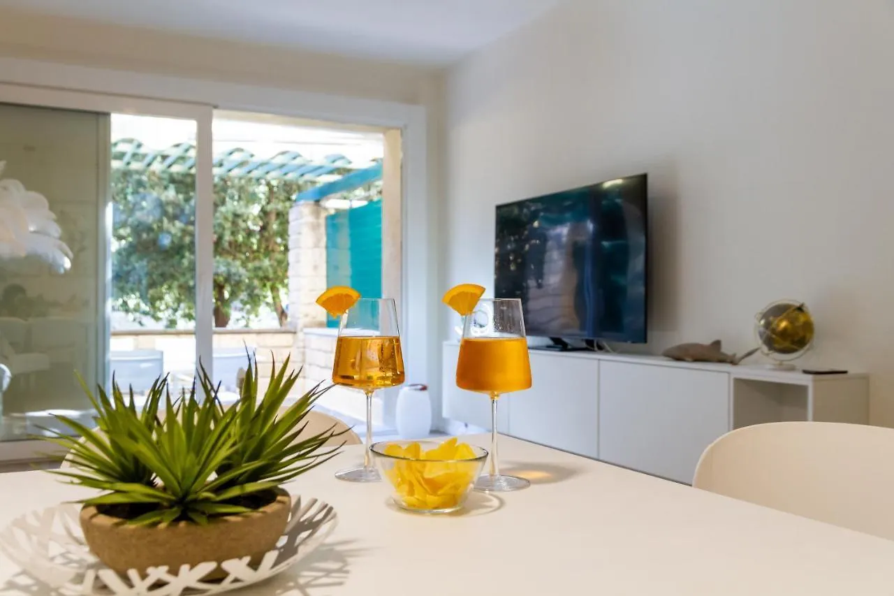 Italyescapes La Piazzetta Apartment Punta Ala Italy
